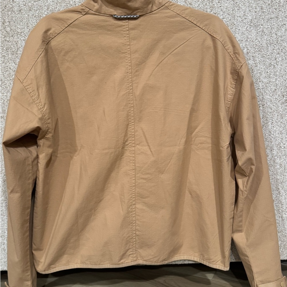 COLUMBIA Women's Jacket, Size Medium. NWT. - Picture 2 of 4